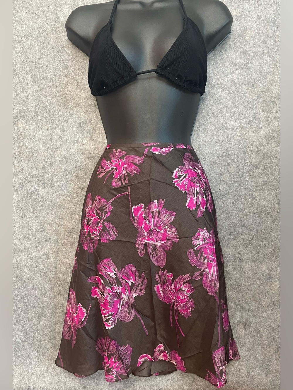 Ann Taylor Silk Wedding Guest Floral A-Line Flowy Skirt Size 2P Quiet Luxury